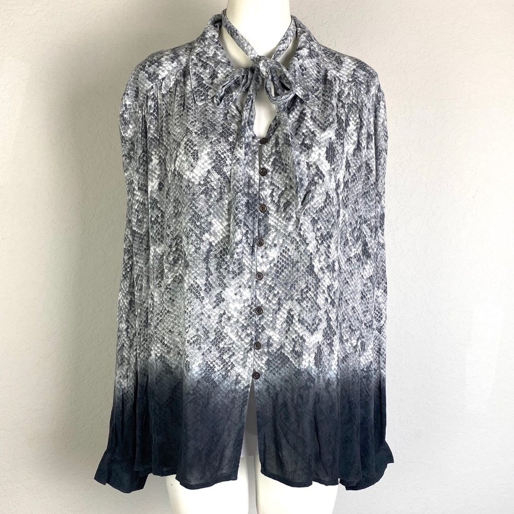 Vintage Havana Button Down Tie Snake Print Top M